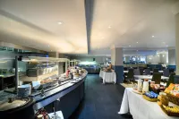 Glynhill Hotel & Spa Near Glasgow Airport - Breakfast