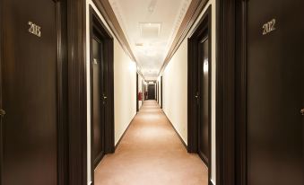Seriental Hotel