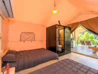 Gyeongju Ogle-Ogle Glamping Hotels near Sinseonsa Temple