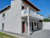 Casa Nova a 1 min da Praia Hotels in 