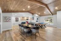 Villa Spectacular by Glam Homes