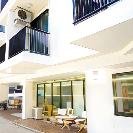 ATC Residence Отели рядом с достопримечательностью «Станция метро Wong Sawang»