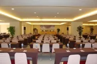 Grand Asia Hotel - Pysäköinti