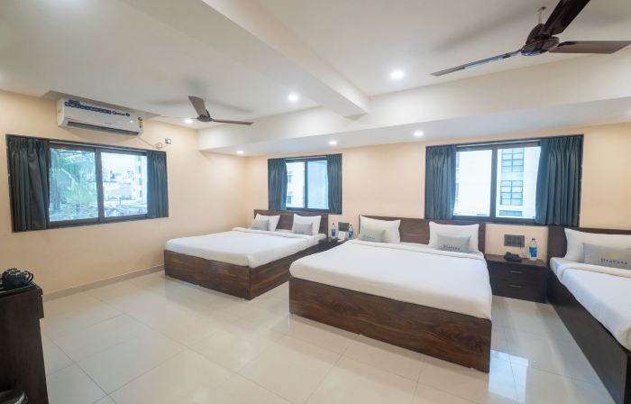 Hotel Pravasa Stay, Shirdi