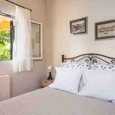 Traditional Rustic Maisonette and House by Konnect Rooms