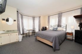 The Whitetail Inn and Suites- Lincoln