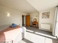 Coastal House - 3 Bedroom Holiday Home - Penally - 2-Star