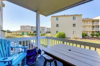 Emerald Isle Resort-Style Condo Walk to Beaches! - Spa
