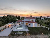 Villa Emocija Zadarvilas - 3 tähden