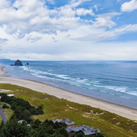 Cozy Cannon Beach Home Near Haystack Rock & Downtown Steps From the Sea by Avantstay