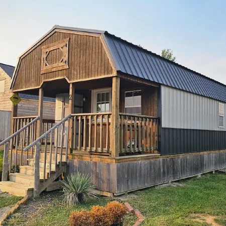 Cozy cabin 8 minutes from Ark Encounter!!