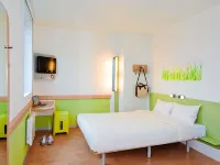 Ibis Budget Bordeaux Centre Bastide Hotels in der Nähe von Kulturzentrum Darwin Ecosysteme
