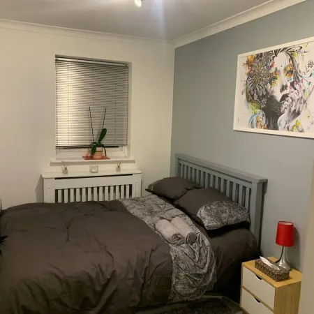 Lovely 2-Bed Apartment in Wallasey, Sleeps 4