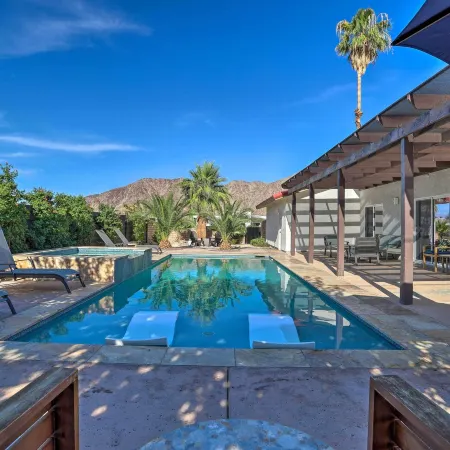 226242 3 Br Oasis w/ Hot Tub by Golf & Coachella!