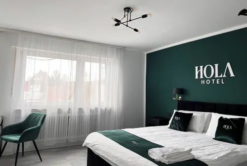 Hotel Hola - Homestays