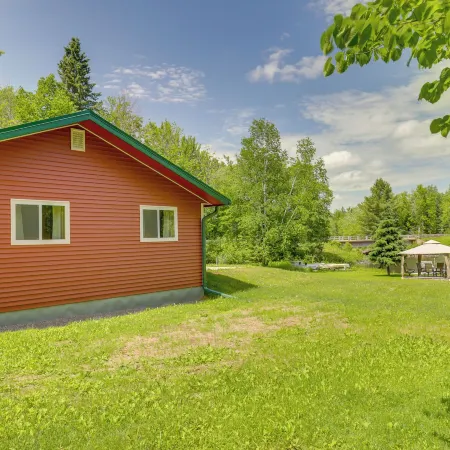 Country Vacation Rental in Mercer at Waterfall!