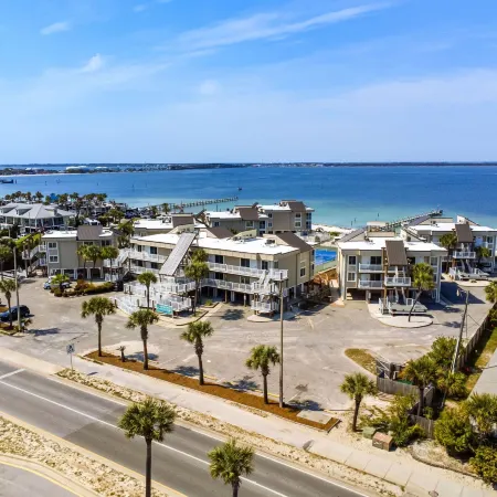 Soundside Holiday Beach Resort