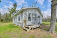 Walk to West Twin Lake: Remote Retreat w/ Yard - WiFi