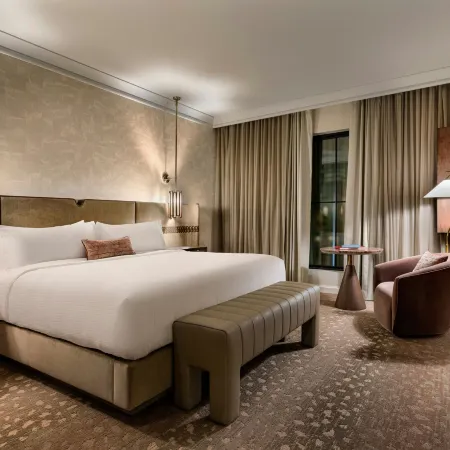 Hotel Vin, Rogers, Autograph Collection