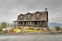 The Barn House: Caldwell Mtn Retreat w/ Hot Tub! - 3-Star