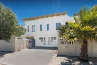 Capetown 4U Guesthouse - Bed and Breakfasts