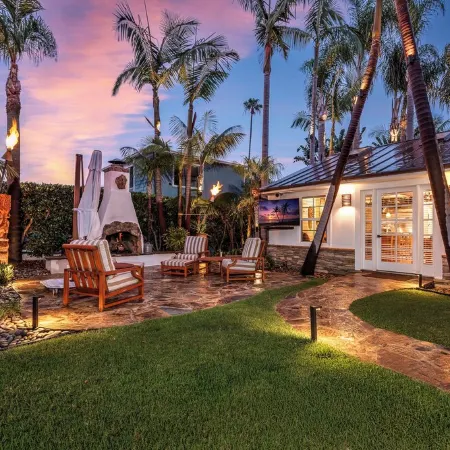 Plantation Beach Cottage - Historic Encinitas Walking District