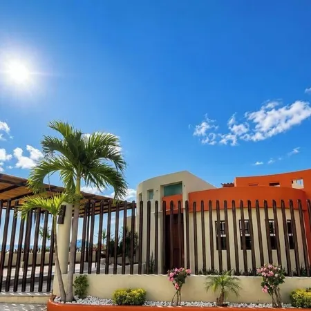 3 Sunsets, Pet Friendly Ocean View in Brisas