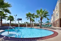 Candlewood Suites GALVESTON by IHG - parking