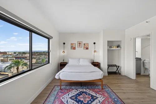Astral Desert Retreats - Holiday Apartments