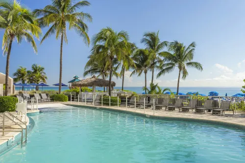 DoubleTree Resort & Spa by Hilton Hotel Ocean Point - North Miami Beach - Beach