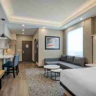 Best Western Plus City Centre Inn Rooms