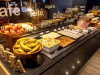 ibis budget Curitiba Centro - breakfast