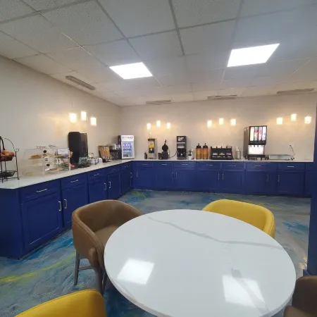 Days Inn by Wyndham Del Rio
