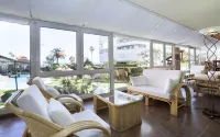 Hotel MS Tropicana - Afhentnings-/afleveringstjenester