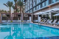 AC Hotel by Marriott Las Vegas Symphony Park - 游泳池