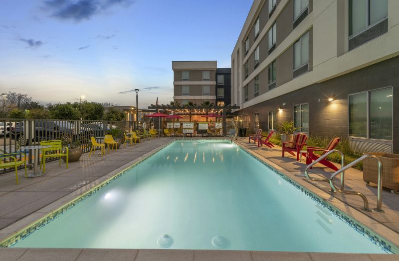 Home2 Suites by Hilton San Bernardino photo 2