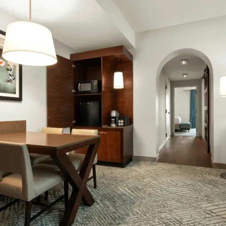 Courtyard by Marriott Anaheim Theme Park Entrance