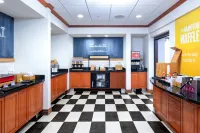 Hampton Inn Omaha West-Lakeside - 2 estrellas