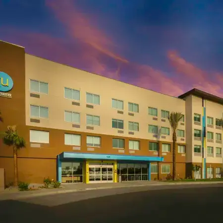Tru by Hilton Goodyear Phoenix West