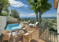 Château Saint-Martin & Spa - an Oetker Collection Hotel - Hot Tub