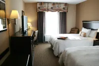 Hampton Inn Topeka - Pools