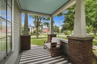 Luxury Lake Geneva Home  7 Beds - 4-Star