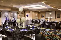 Hampton Inn by Hilton Addison Dallas - Pools