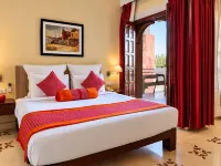 Guleria Kothi at Ganges - Romantic