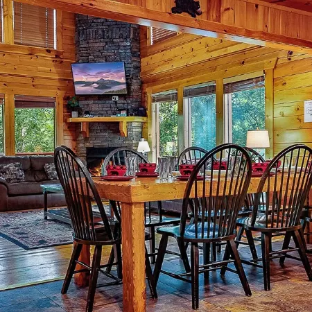Book Now for Fall! Gated Resort, 6 Master Suites, Hot Tub, Game Room, Theater!