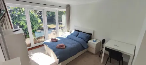 Cosy Private Studio Flat Near Broomfield Hospital - Condos