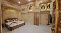 Batra Guest House - Condos