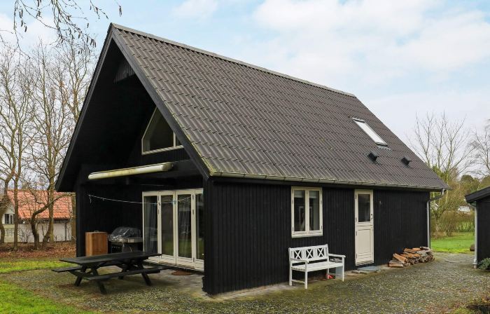5 person holiday home in Millinge