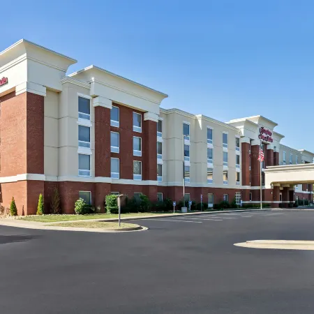 Hampton Inn & Suites Murfreesboro