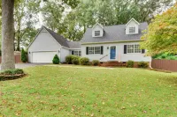 Modern Home w/ Yard + Deck, 1 Mi to Clemson U! - 3-Star